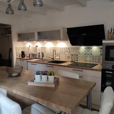Holiday home La Conquete, Charmante Maison De Caractere Conques-sur-Orbiel